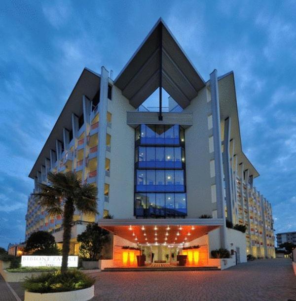 Bibione Palace Hotel Екстериор снимка