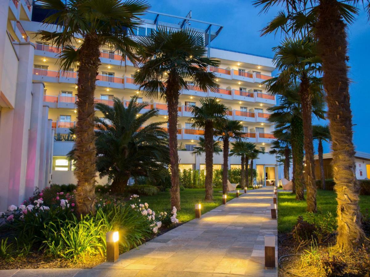 Bibione Palace Hotel Екстериор снимка